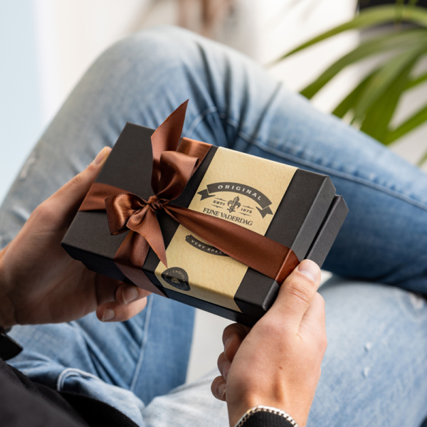 chocolade cadeaupakket vaderdag puur en noten