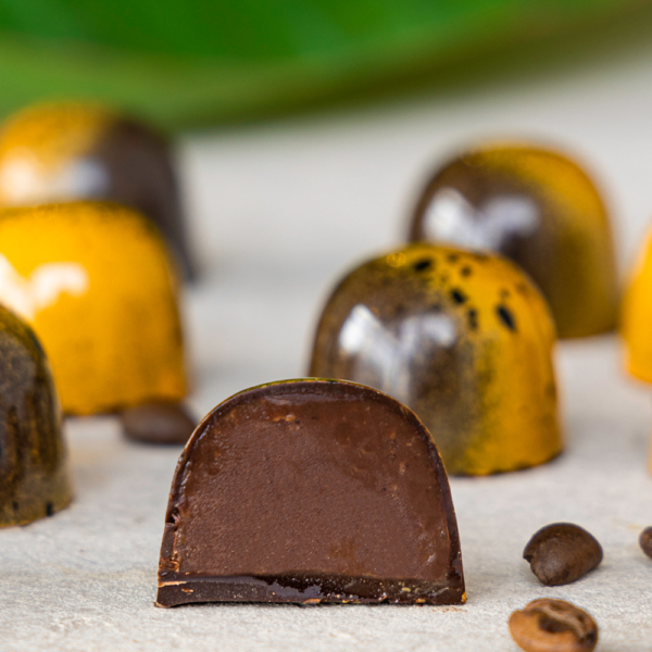 vegan koffie bonbon doormidden