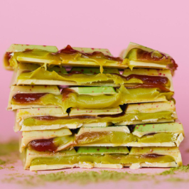 matcha strawberry barzz
