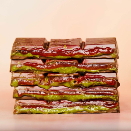 dubai strawberry bar