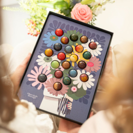 moederdag chocolade en bloemen box